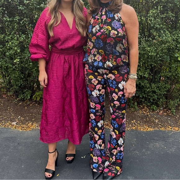 Floral Sleeveless Jumpsuit - Picture 1 of 4